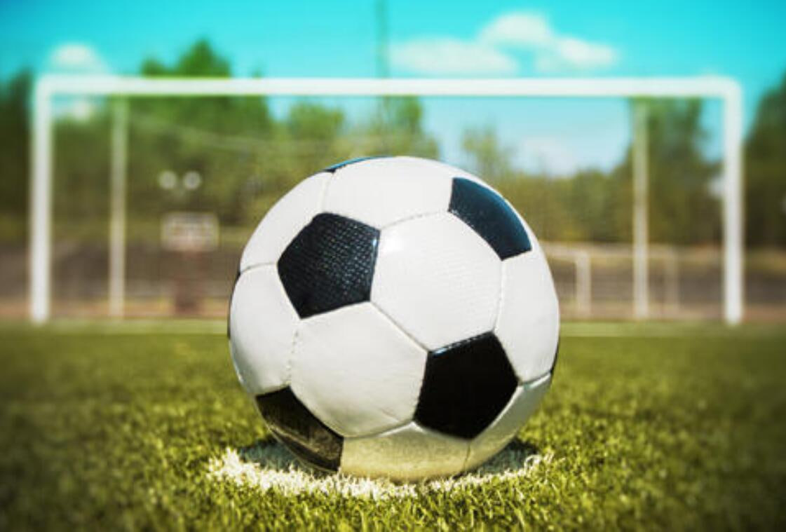 足球爱好者通过澳客彩票网14场深入了解比赛